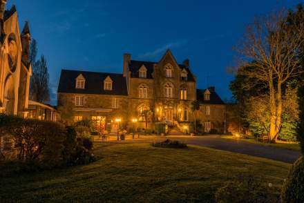 Restaurant Vue Mont-Saint-Michel à Courtils · Manoir de la Roche Torin